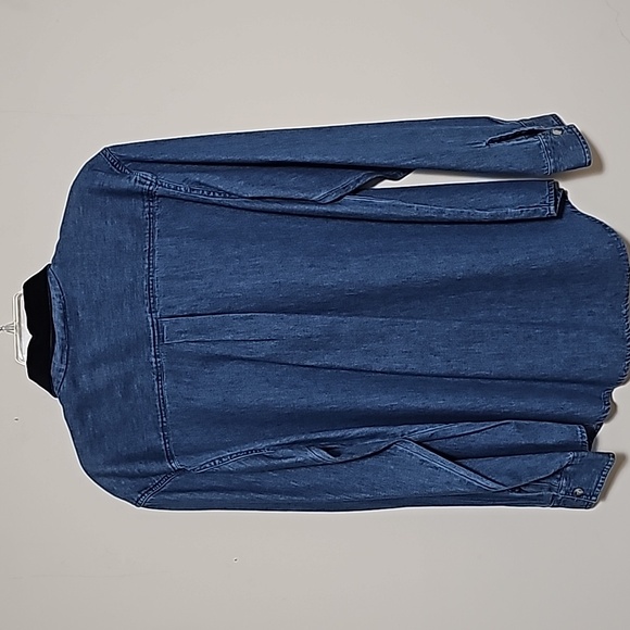 Casual Corner Annex Christmas Shirt Sz M Embroidered Beading Holiday Estate Sale - Picture 5 of 6